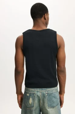 Rib Tank
