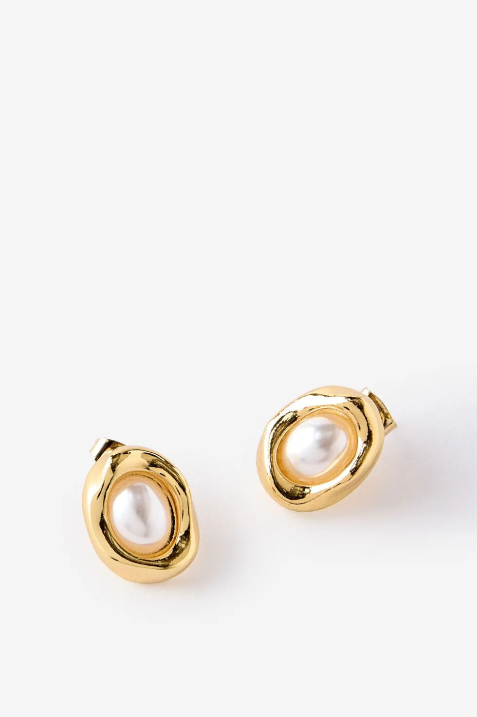 Small Charm Earring