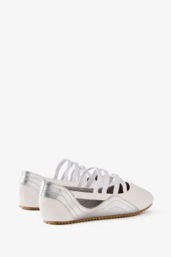 Spencer Sporty Flats