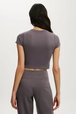 Ultra Soft Cropped Fitted Tshirt