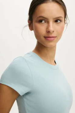 Ultra Soft Fitted Tshirt