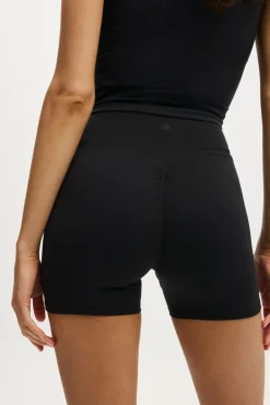 Ultra Soft Invisible Scrunch Shortie Short