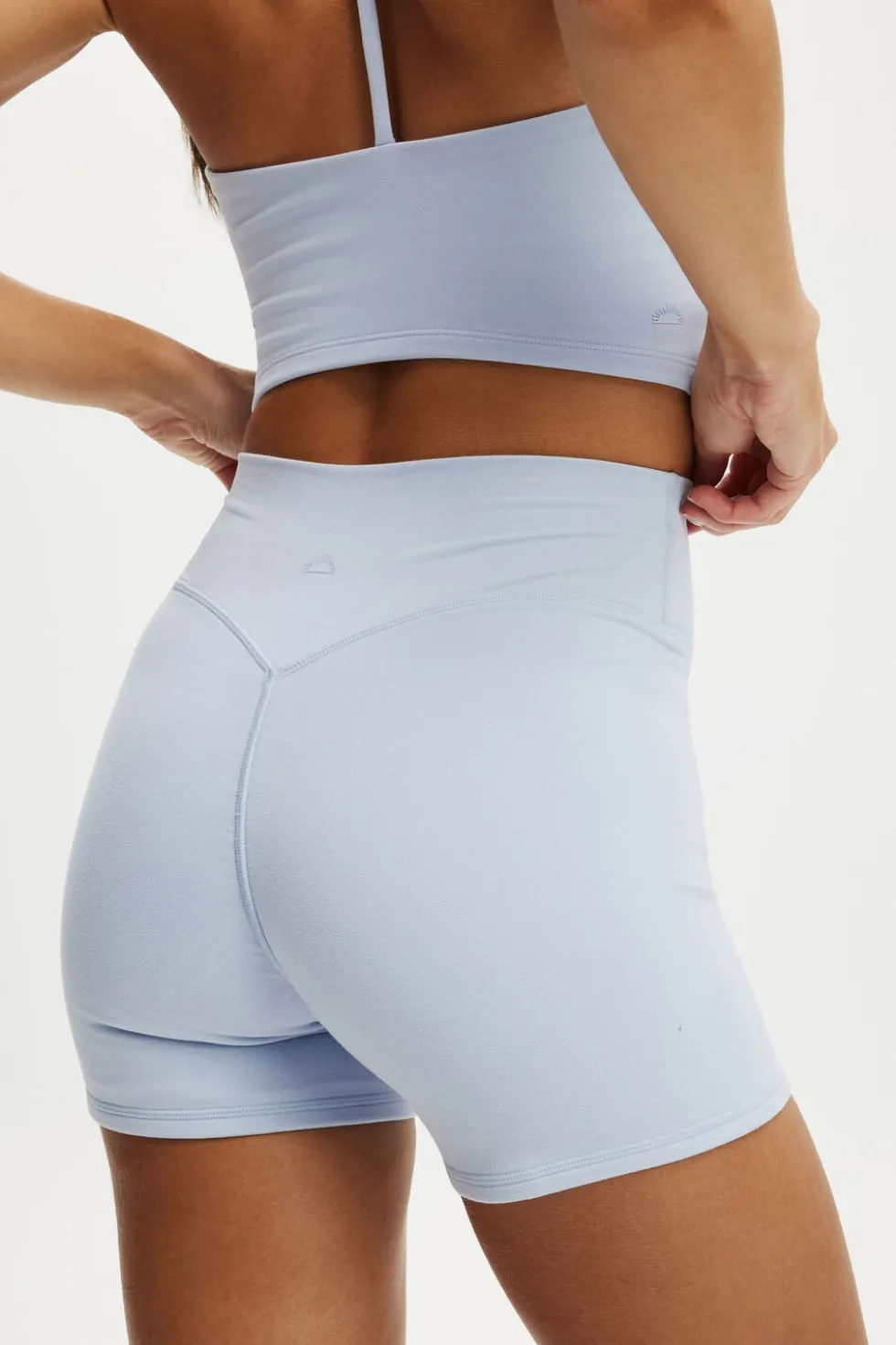 Ultra Soft Invisible Scrunch Shortie Short