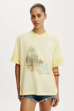 V Neck Vacay Graphic Tee