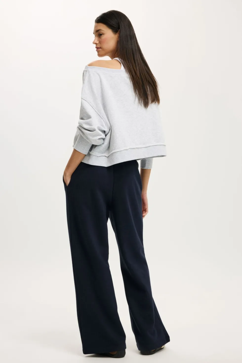 Wide Leg Sweatpant