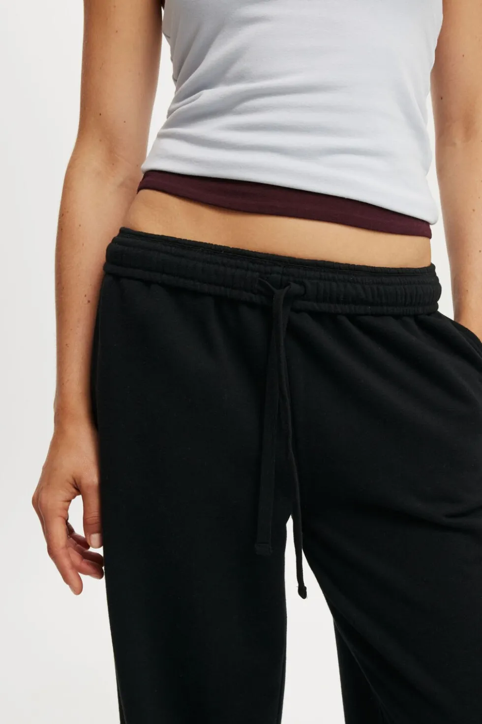 Wide Leg Sweatpant