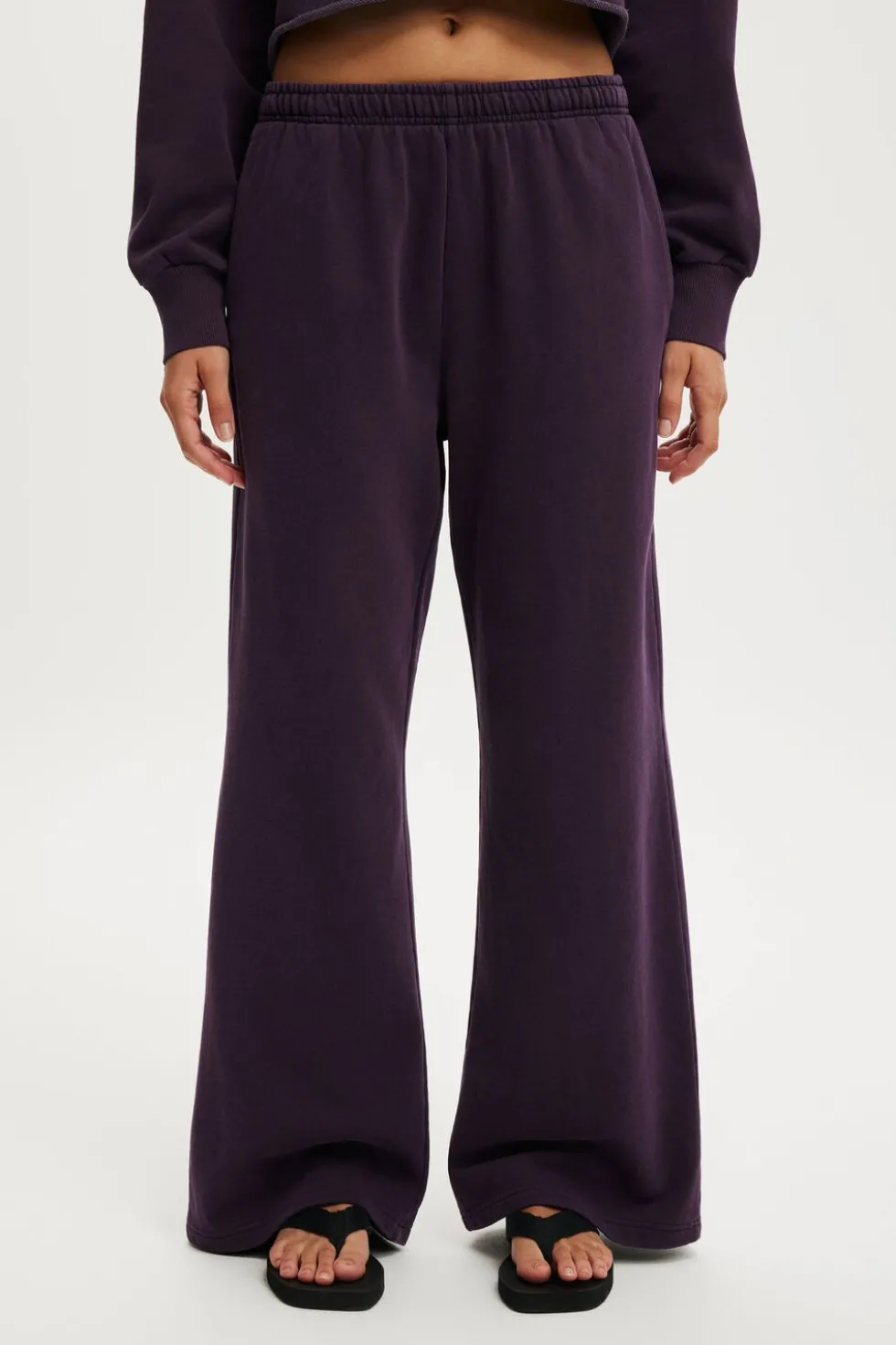 Wide Leg Sweatpant
